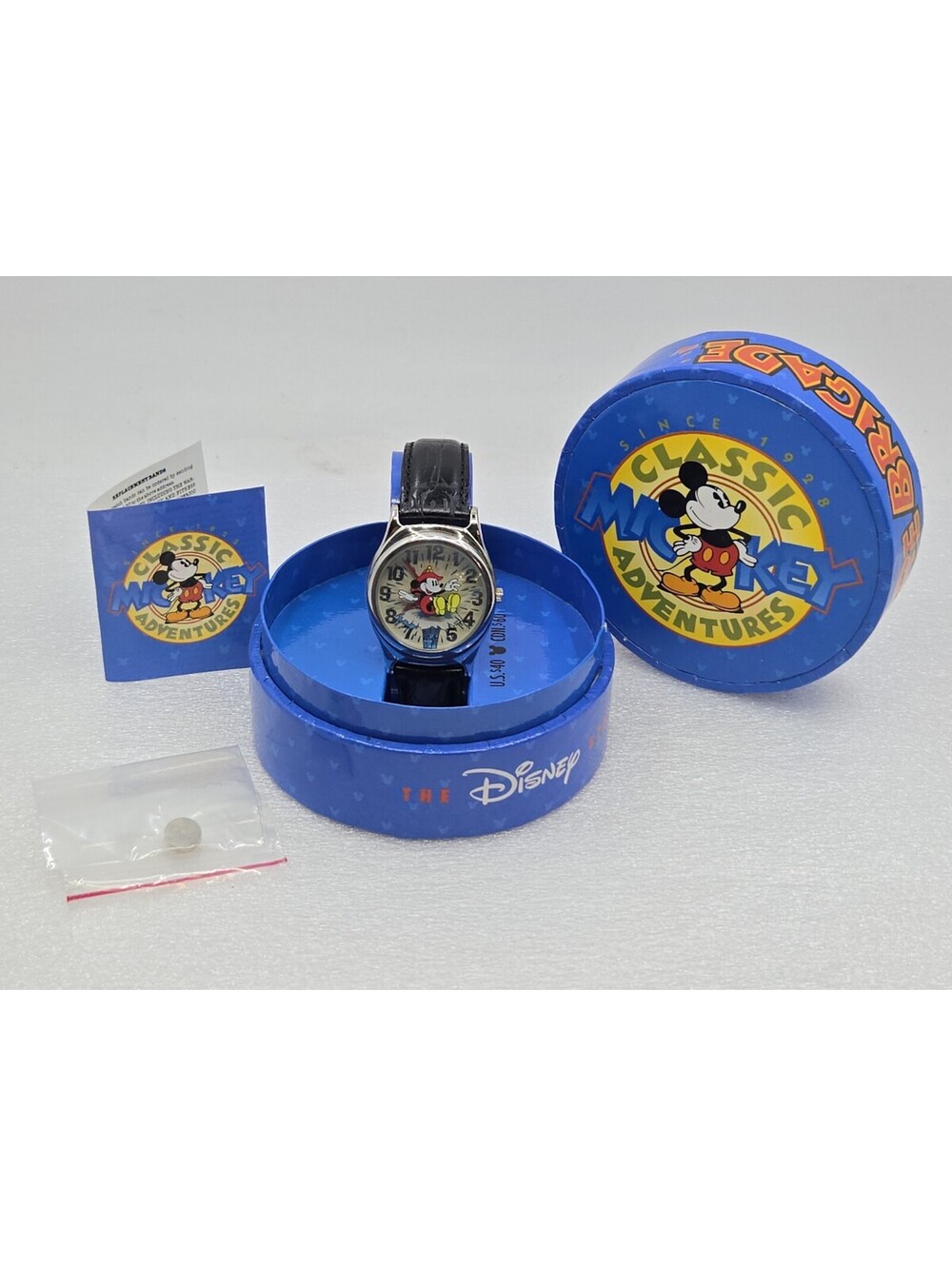 Disney Classic Aventures "Fire Brigade" Mickey Mouse Watch DS-75 Vintage NOS